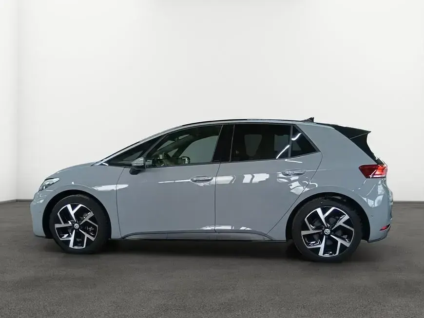 Gebraucht VW ID.3 Pro 150 kW (204 PS) 2024 Grau Kleinwagen