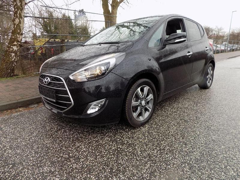 Gebraucht Hyundai ix20 125 PS (91 kW) 2016 Schwarz Kleinwagen