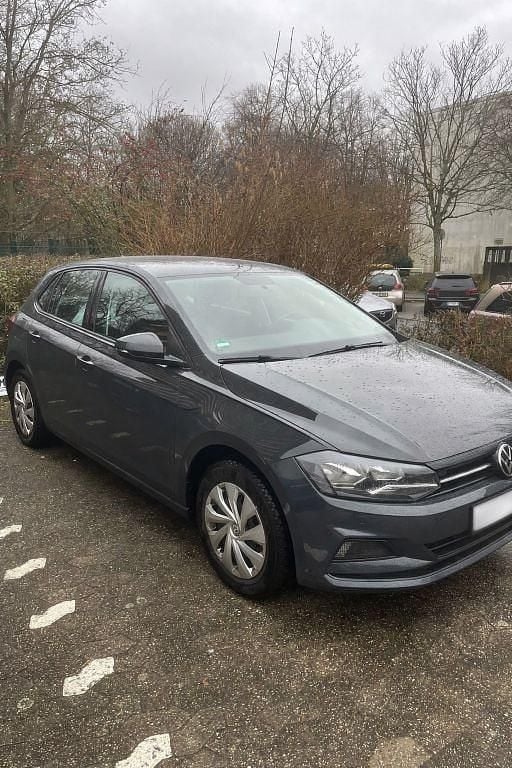 Gebraucht VW Polo Active 95 PS (69 kW) 2021 Grau Kleinwagen