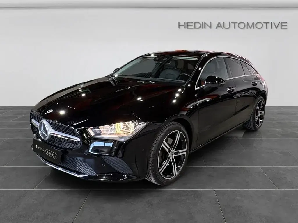 Gebraucht Mercedes CLA200 Progressive 150 PS (110 kW) 2023 Schwarz Coupé