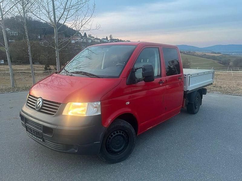 Gebraucht VW Transporter 136 PS (100 kW) 2009 Rot Van