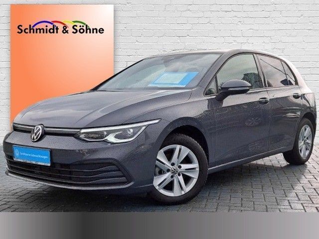 Grau Gebraucht 2021 VW Golf VIII Life Kleinwagen | 18.997 € - Bild 1/4