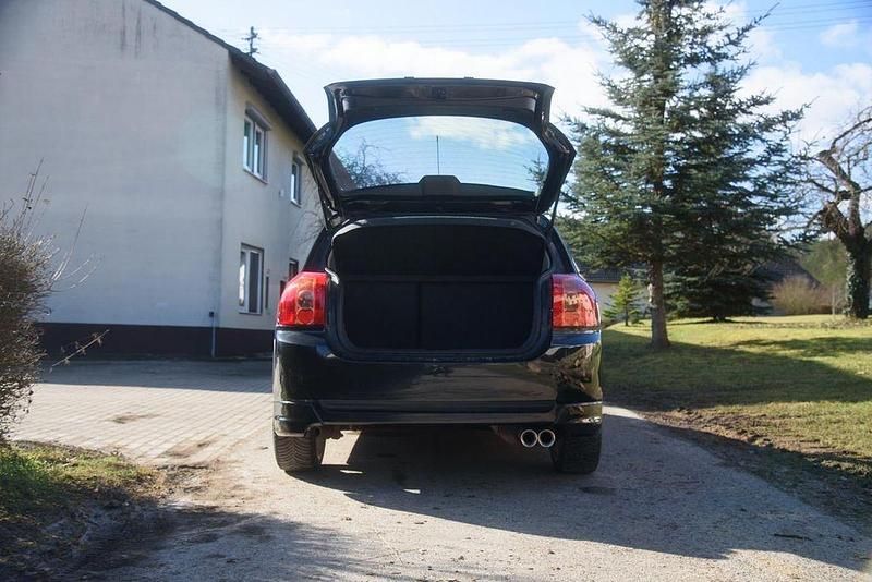 Gebraucht Toyota Corolla Luna 110 PS (80 kW) 2004 Schwarz Limousine