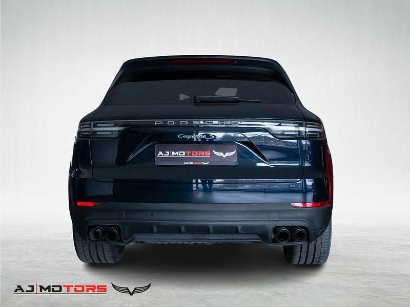 Gebraucht Porsche Cayenne S 441 PS (324 kW) 2018 Schwarz SUV