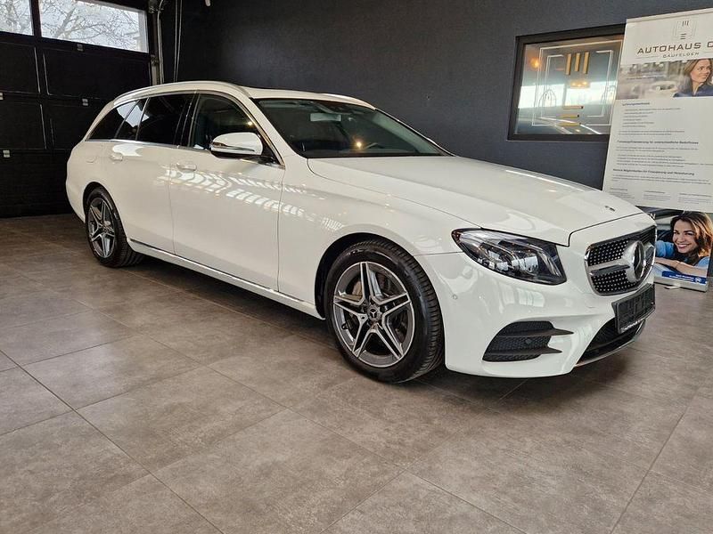 Gebraucht Mercedes E350 258 PS (189 kW) 2017 Weiß Limousine