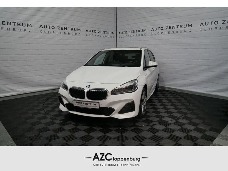 Alpinweiss 3 Gebraucht 2018 BMW 225 Active Tourer M Sport Van / Kleinbus | 19.950 € (Fairer Preis) - Bild 1/4