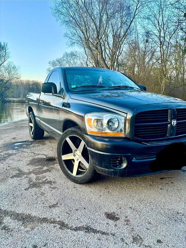 Usata Dodge Ram 350 CV (257 kW) 2006 Nero Pick-up