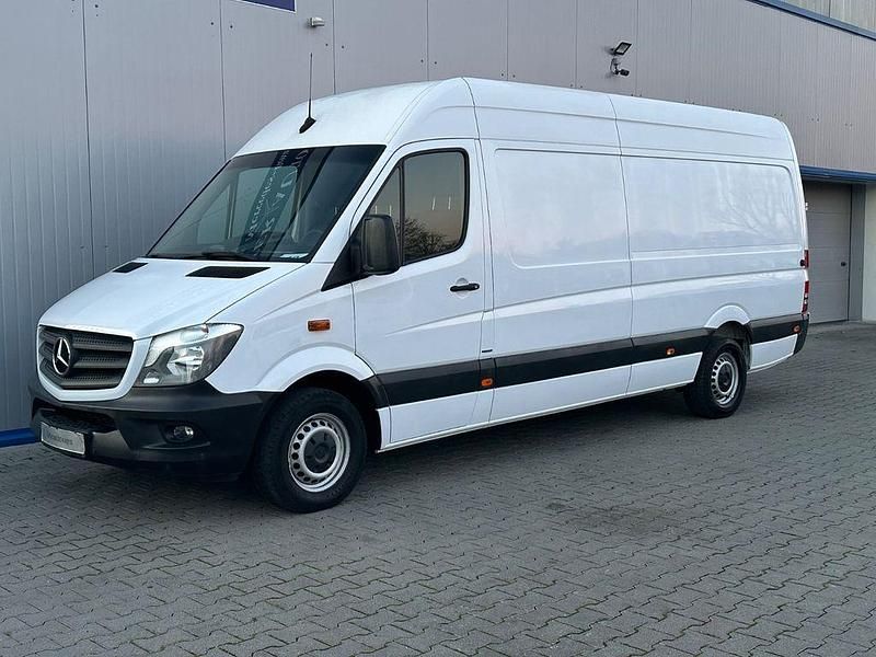 Weiß Gebraucht 2018 Mercedes Sprinter Van | 23.999 € (Fairer Preis) - Bild 1/4