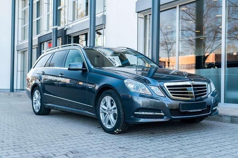 Usata Mercedes E350 231 CV (169 kW) 2010 Grigio Station wagon