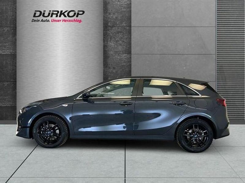 Gebraucht Kia Ceed Vision 101 PS (74 kW) 2024 (h8g) pentametal met. (metallic) Kleinwagen