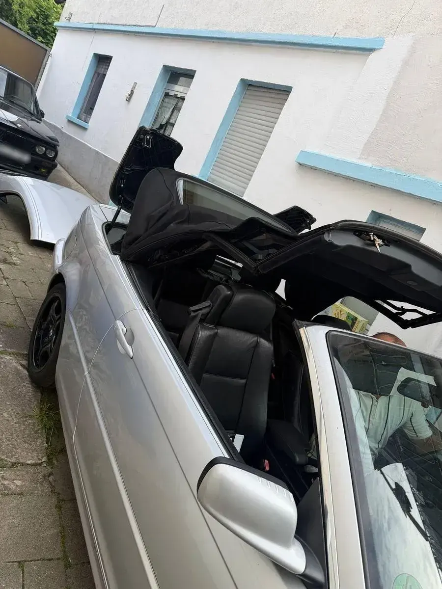 Gebraucht BMW 325 Cabriolet Sport Line 192 PS (141 kW) 2001 Silber Cabrio