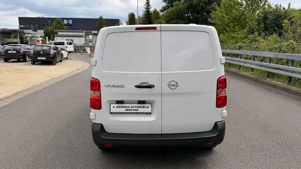 Gebraucht Opel Vivaro-e Combi Edition 102 PS (75 kW) 2023 Weiß Van / Kleinbus
