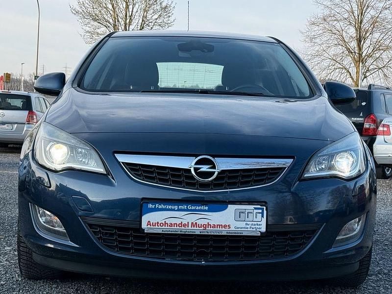 Gebraucht Opel Astra Innovation 110 PS (80 kW) 2011 Blau Limousine