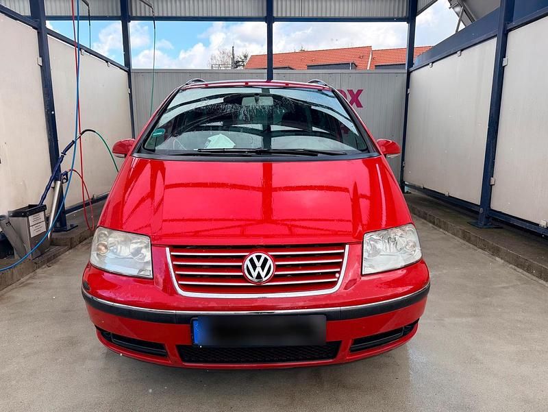 Gebraucht VW Sharan 131 PS (96 kW) 2005 Rot Van / Kleinbus