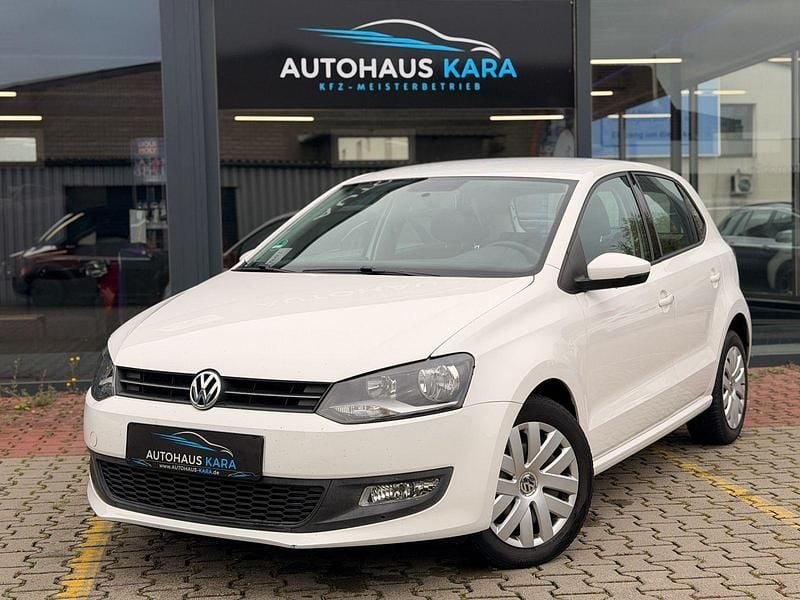 Weiß Gebraucht 2010 VW Polo Comfortline Kleinwagen | 5.999 € (Fairer Preis) - Bild 1/4