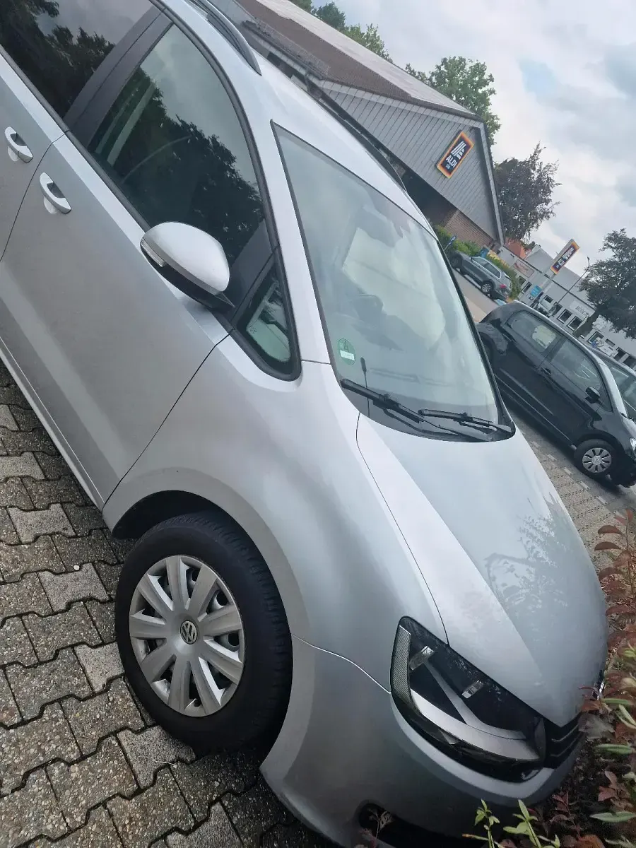 Gebraucht VW Sharan 155 PS (114 kW) 2011 Grau Van / Kleinbus