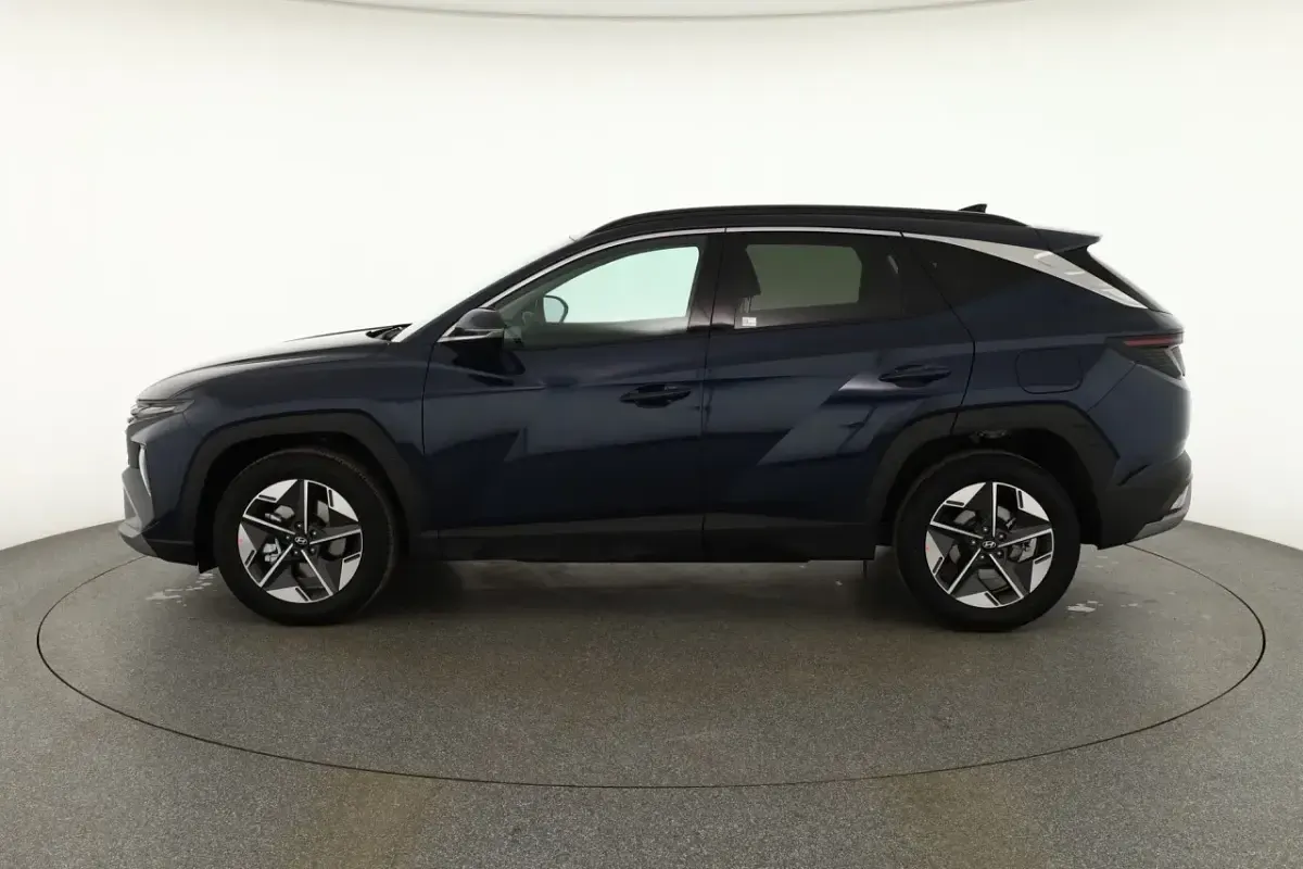 Neu Hyundai Tucson 150 PS (110 kW) 2025 Blau SUV