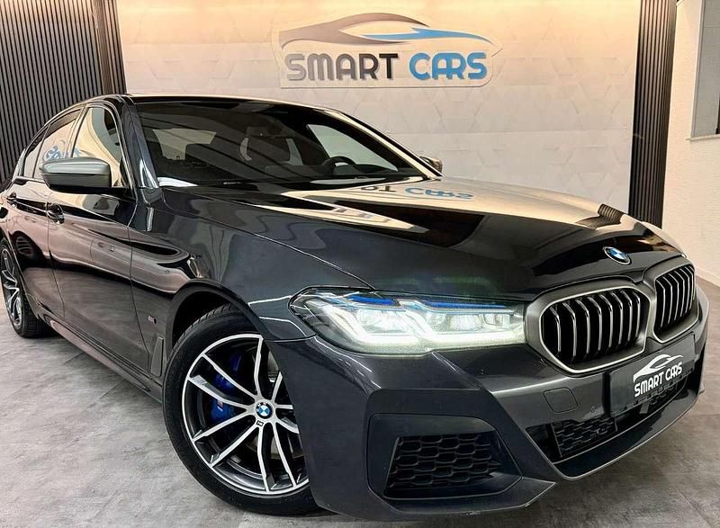 Gebraucht BMW 550 530 PS (389 kW) 2022 Sophistograu Limousine