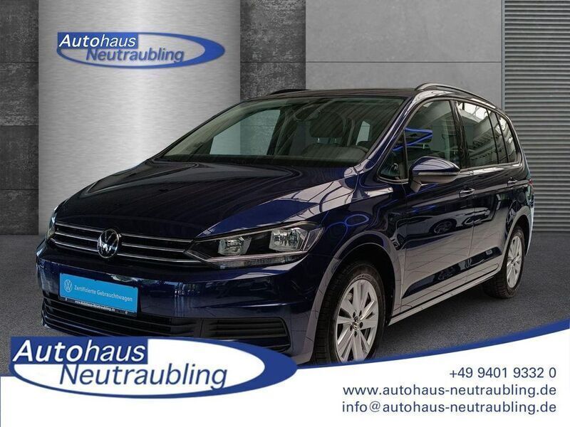 Atlamtikblau Gebraucht 2024 VW Touran Comfortline Van / Kleinbus | 28.970 € (Superpreis) - Bild 1/4