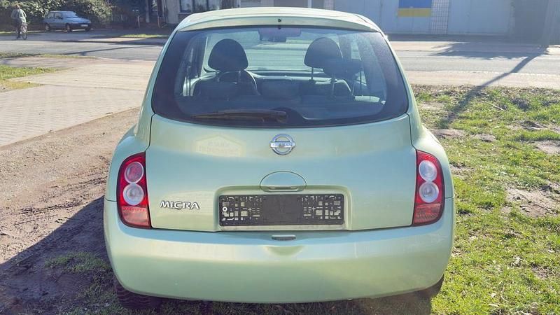 Gebraucht Nissan Micra 65 PS (47 kW) 2004 Grün Kleinwagen