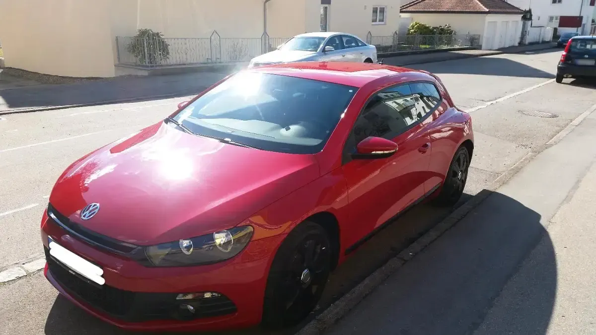 Gebraucht VW Scirocco 120 PS (88 kW) 2009 Rot Coupé