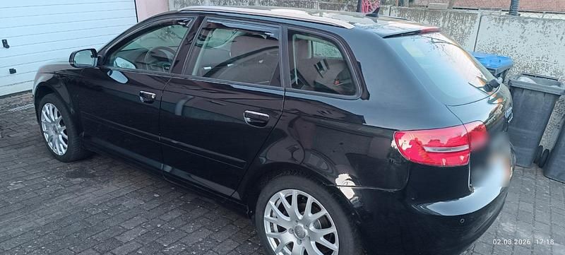 Gebraucht Audi A3 Ambiente 125 PS (91 kW) 2011 Schwarz Kleinwagen