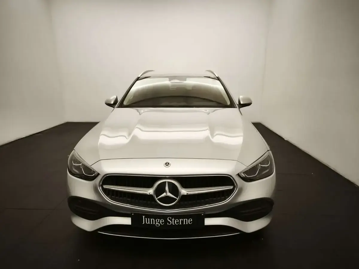 Gebraucht Mercedes C220 Advanced Plus 197 PS (144 kW) 2023 Metalliclack hightechsilber Kombi