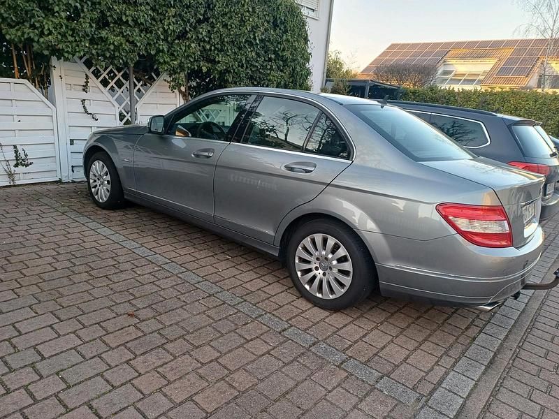 Gebraucht Mercedes C200 184 PS (135 kW) 2008 Grau Limousine