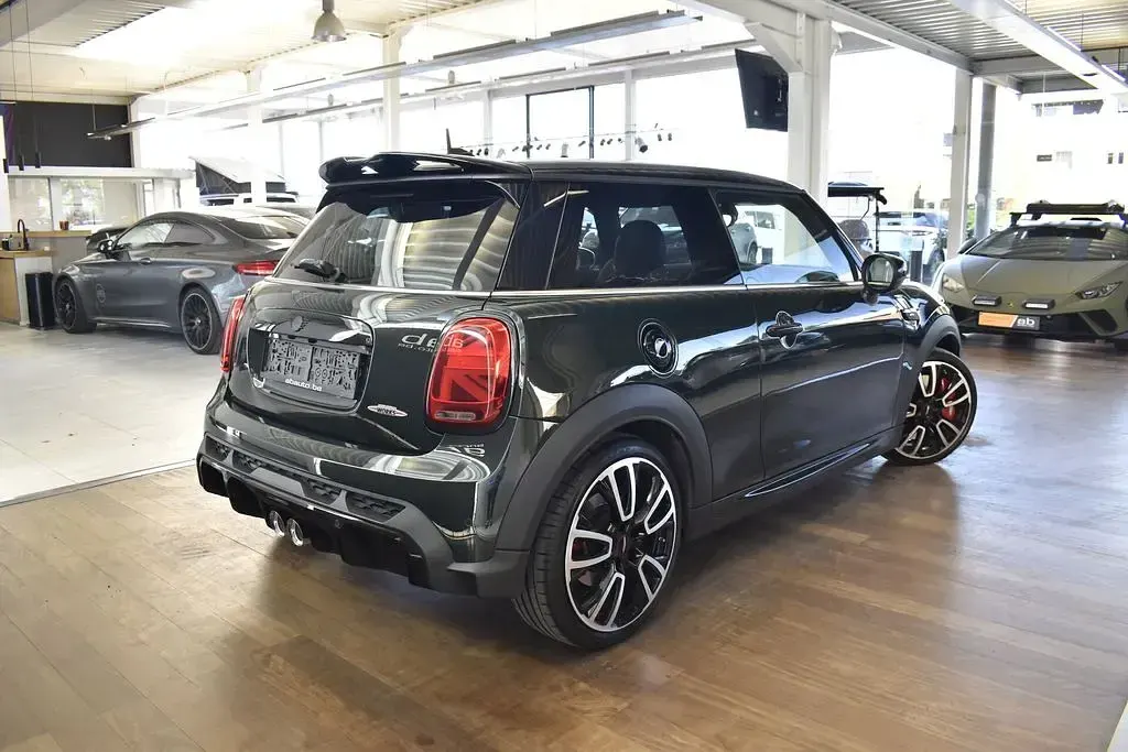 Gebraucht Mini John Cooper Works 231 PS (169 kW) 2022 Grün Kleinwagen
