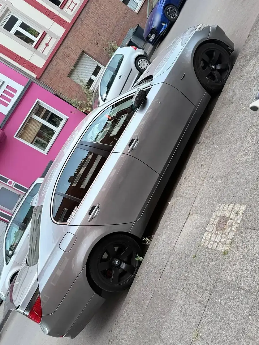 Gebraucht BMW 525 192 PS (141 kW) 2003 Silber Limousine