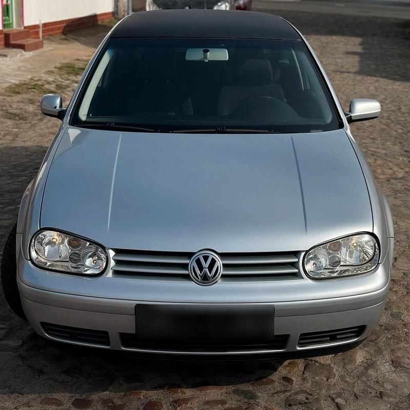Gebraucht VW Golf 110 PS (80 kW) 2003 Silber Coupé