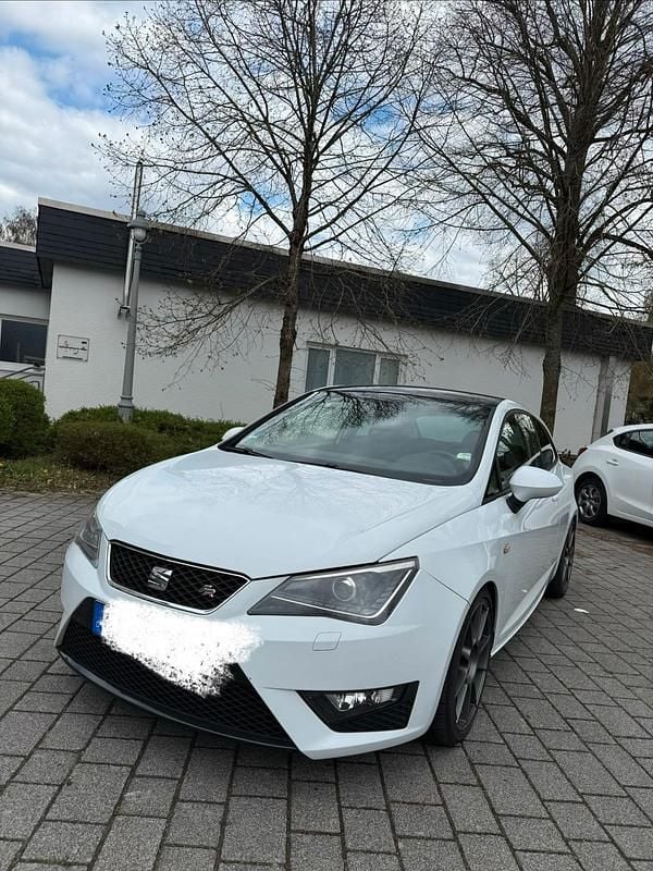 Gebraucht Seat Ibiza FR 143 PS (105 kW) 2014 Weiß Kleinwagen