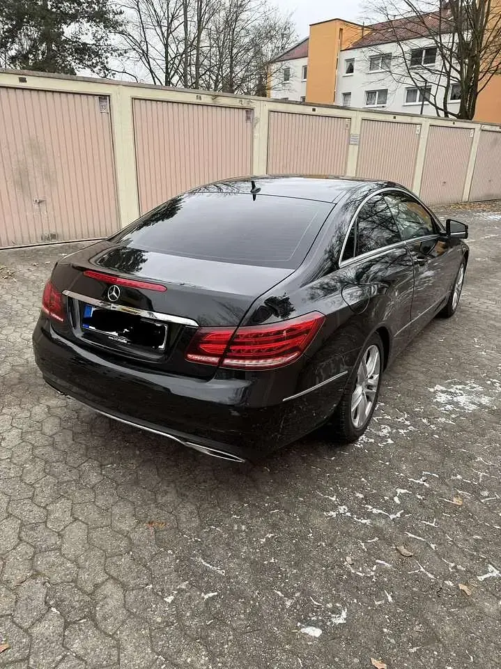 Second-hand Mercedes E200 184 CP (135 kW) 2014 Negru Coupe