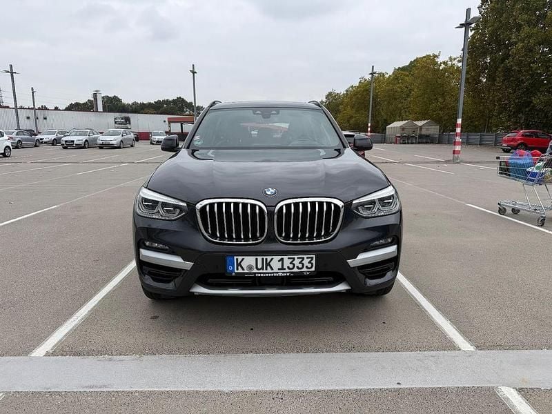 Grau Gebraucht 2020 BMW X3 xLine SUV | 28.300 € (Fairer Preis) - Bild 1/4