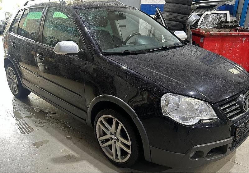 Schwarz Gebraucht 2008 VW Polo Cross Kleinwagen | 3.300 € (Fairer Preis) - Bild 1/4