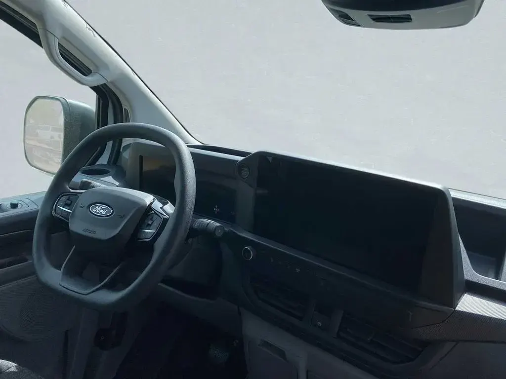 Begagnad Ford Transit Trend 232 HK (170 kW) 2026 Vit Sedan