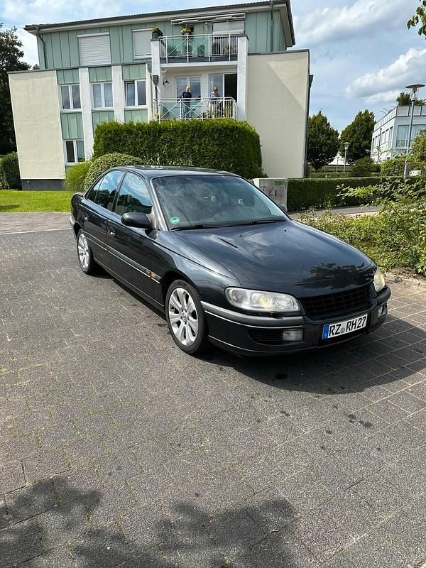 Gebraucht Opel Omega 210 PS (154 kW) 1997 Schwarz Limousine