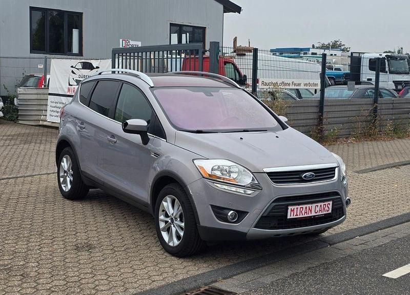 Grau Gebraucht 2012 Ford Kuga Titanium S SUV | 6.500 € (Superpreis) - Bild 1/4