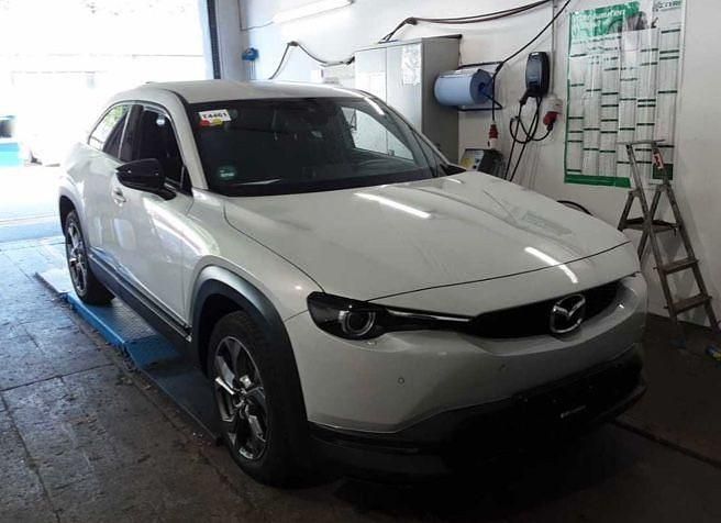 Weiß Gebraucht 2021 Mazda MX30 SUV | 12.852 € (Superpreis) - Bild 1/4