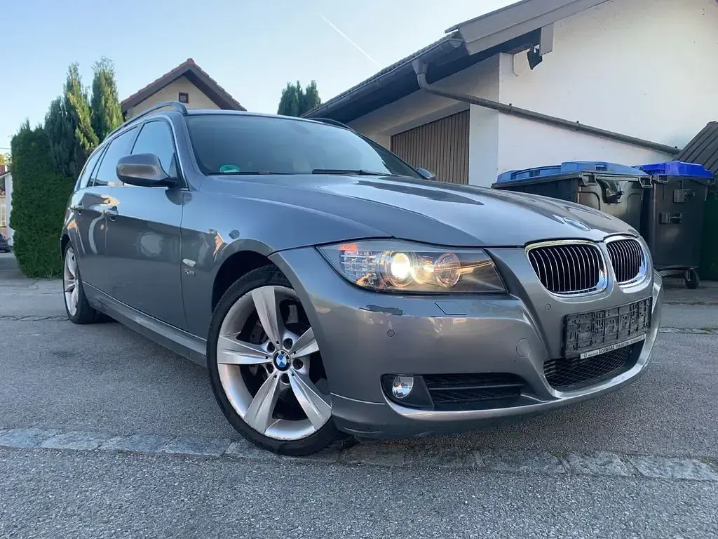 Gebraucht BMW 330 245 PS (180 kW) 2008 Grau Kombi