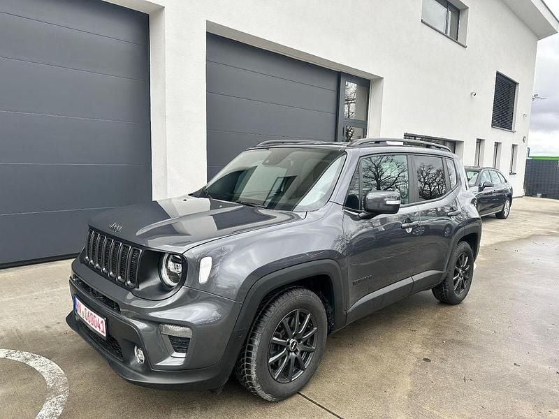 Gebraucht Jeep Renegade 150 PS (110 kW) 2022 Brilliant silver SUV
