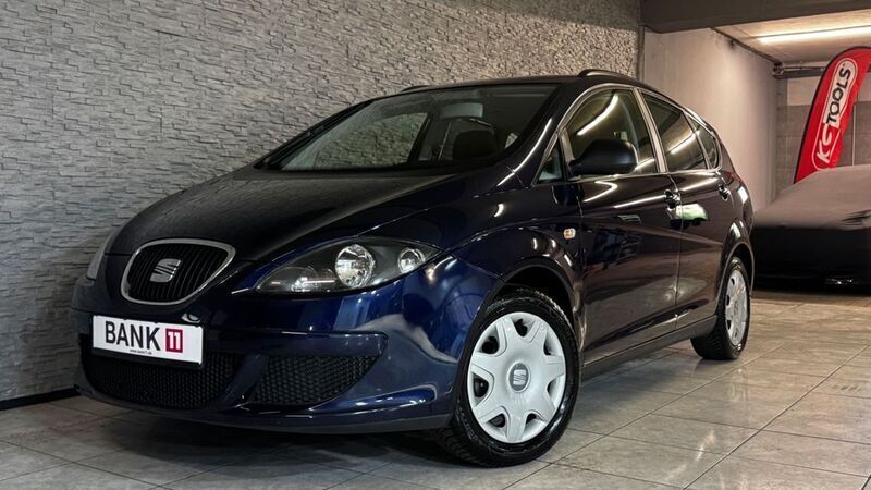 Blau Gebraucht 2008 Seat Altea Comfort Van / Kleinbus | 6.499 € (Teuer) - Bild 1/4