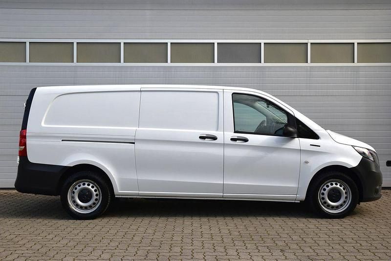 Usata Mercedes e-Vito 69 kW (95 CV) 2020 Bianco Monovolume