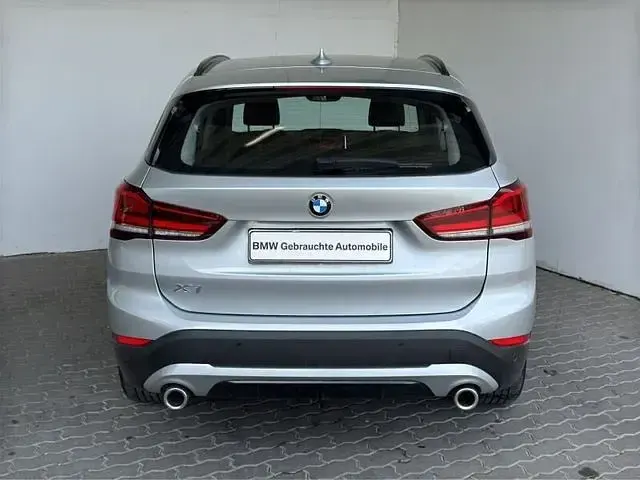 Gebraucht BMW X1 Sport Line 150 PS (110 kW) 2020 Silber SUV