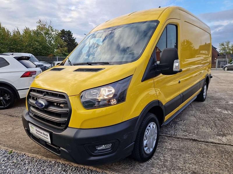 Broom yellow Gebraucht 2023 Ford Transit Trend Van / Kleinbus | 18.900 € (Superpreis) - Bild 1/4