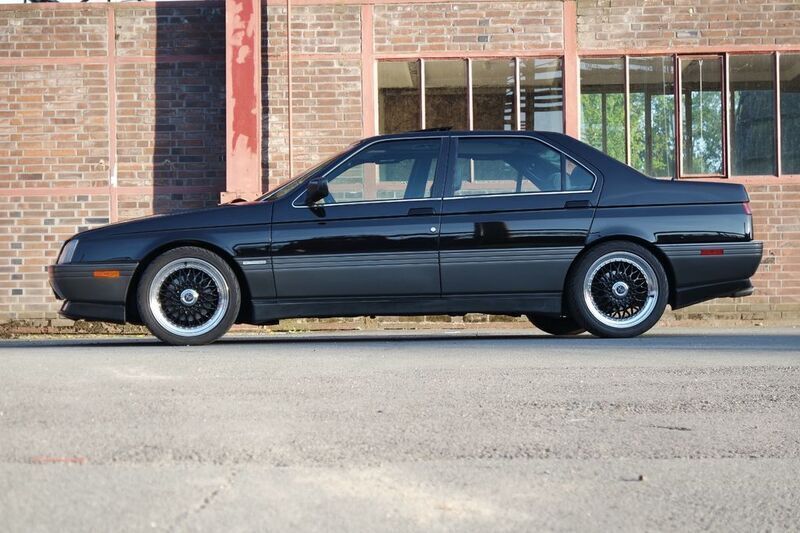 Schwarz Gebraucht 1992 Alfa Romeo 164 Super Limousine | 7.500 € - Bild 1/4