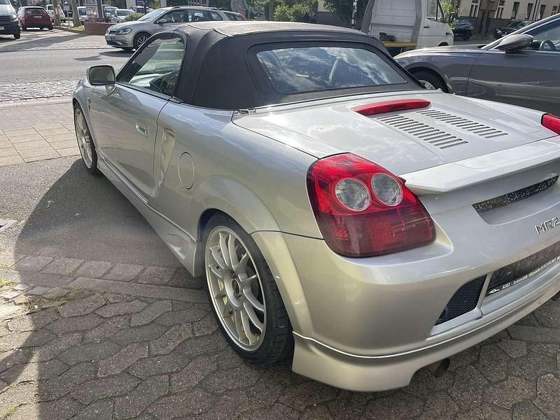 Gebraucht Toyota MR2 Edition 140 PS (102 kW) 2002 Silber Cabrio