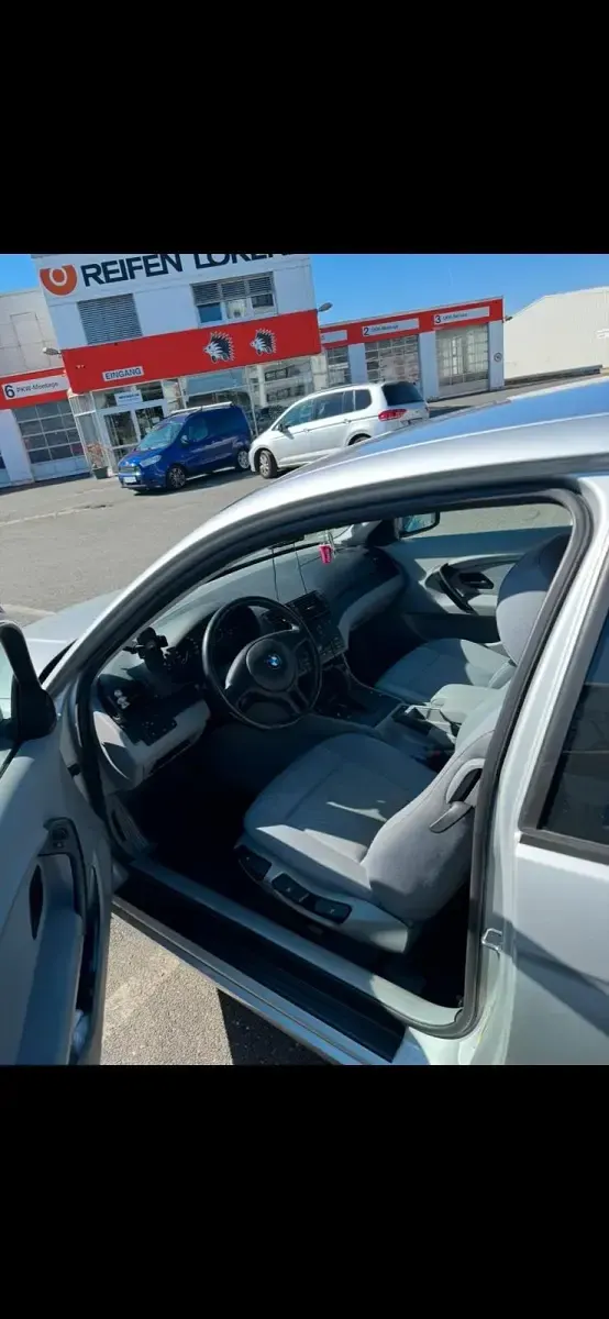 Gebraucht BMW 316 116 PS (85 kW) 2002 Silber Coupé
