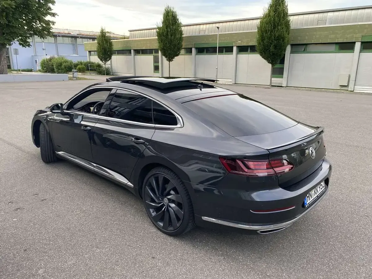 Gebraucht VW Arteon R-line 190 PS (139 kW) 2018 Grau Kleinwagen