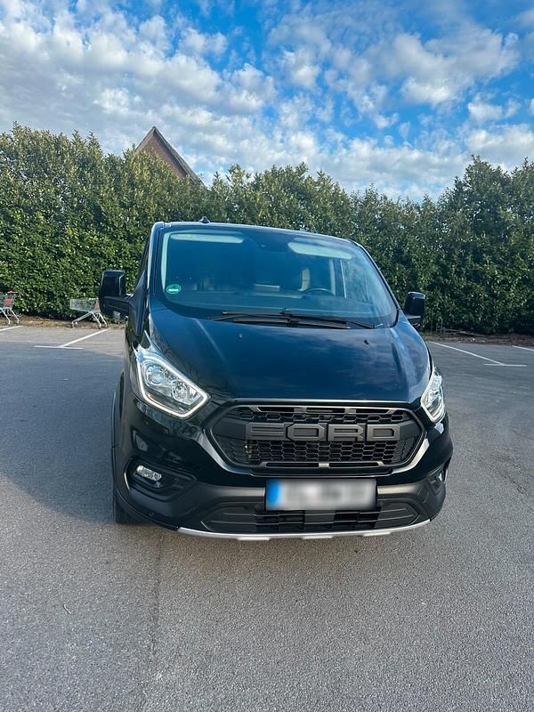 Gebraucht Ford Transit Custom 131 PS (96 kW) 2021 Schwarz Limousine